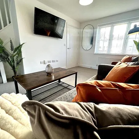 Park House By Blue Skies Holiday home