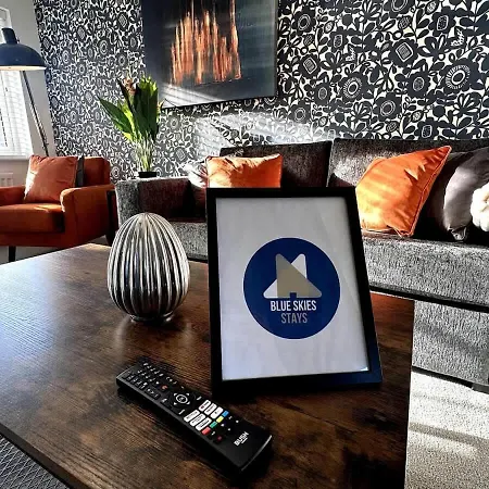 Park House By Blue Skies *